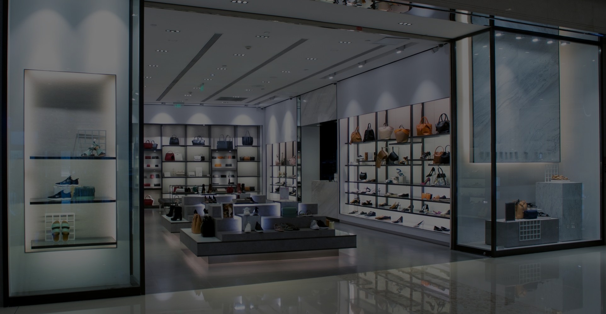 Slider, Glaziers in West Watford, Holywell, WD18